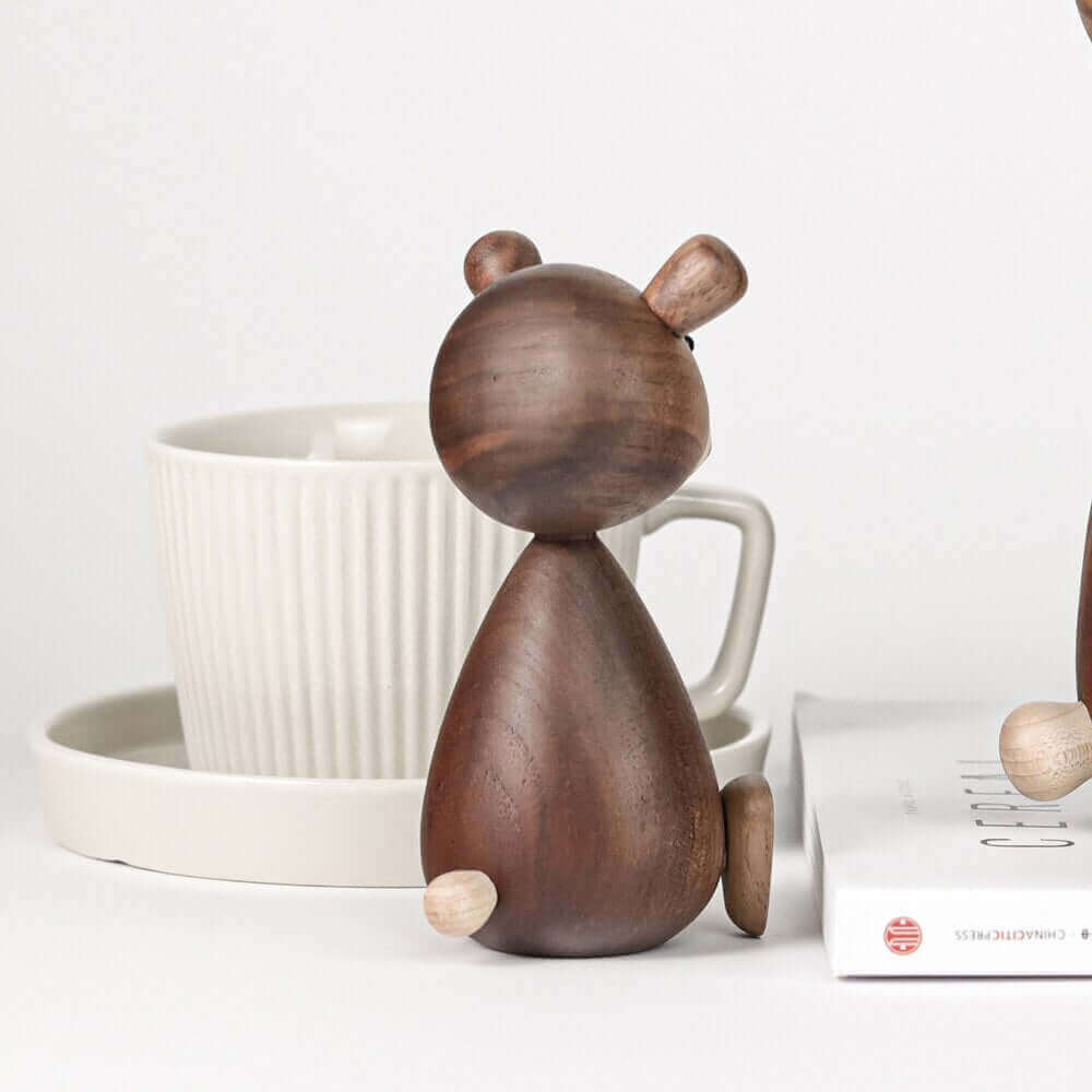 Stornfield | Danish Brown Wooden Bear Family Ornaments