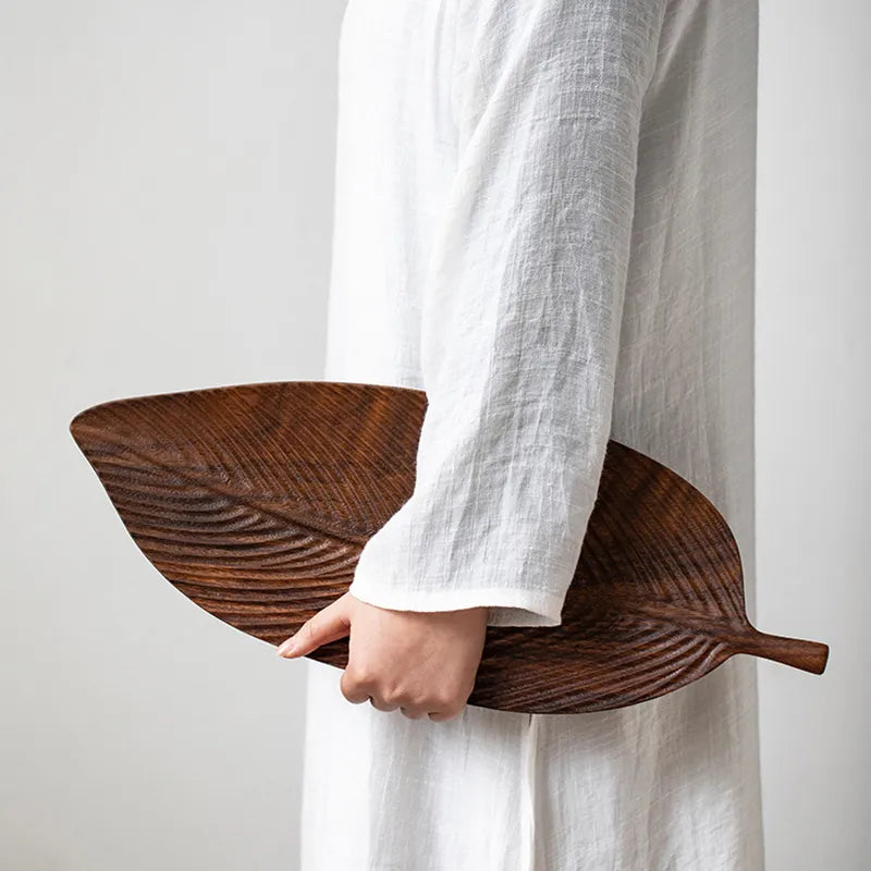 Leaf Shape Fruit Plate | Stornfield