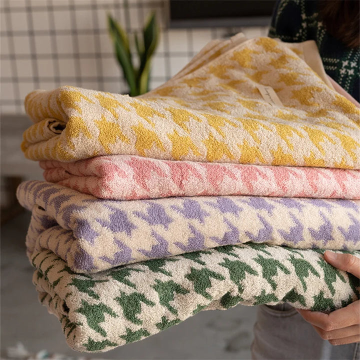 HoundLuxe Vintage Houndstooth Cotton Face Cloth Stornfield