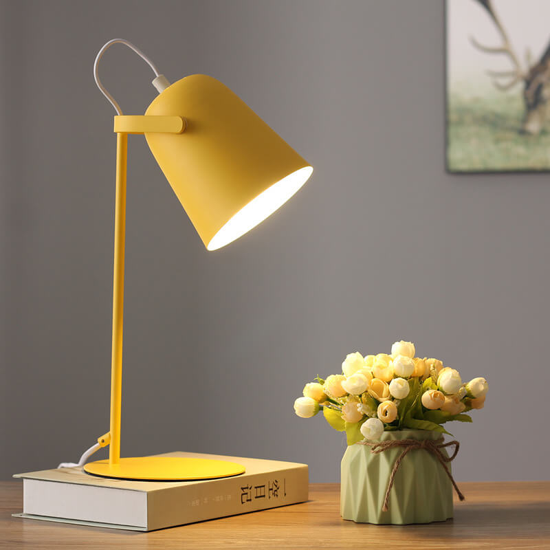 MacaBucket Table Lamp | Stornfield