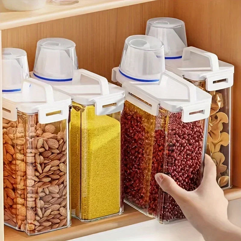 Storage container with fresh-keeping lid 2.5L | Stornfield