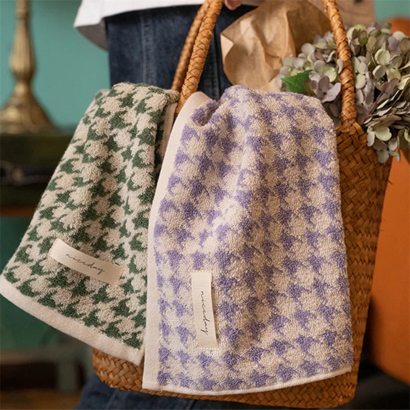 HoundLuxe Vintage Houndstooth Cotton Face Cloth Stornfield
