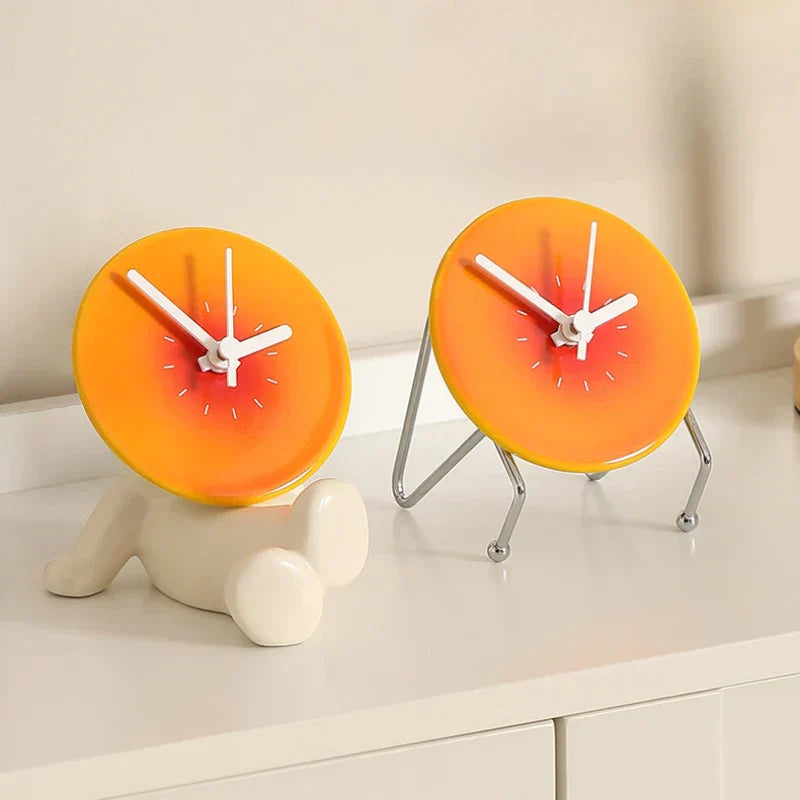 Stornfield | Creative Lazy Man Time Desk Clock