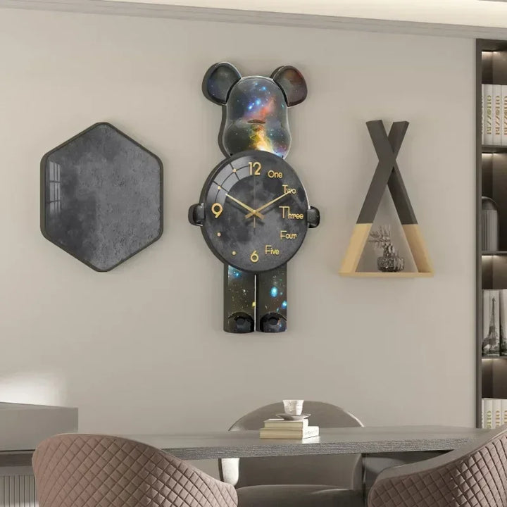 Glowing Star Bear LED Wall Clock | Stonrfield