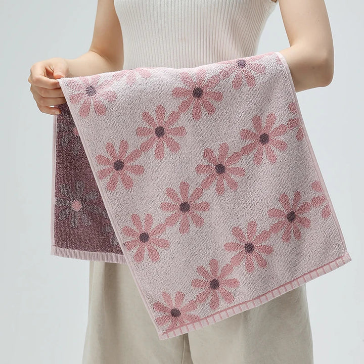 Daisy Towel | Stornfield