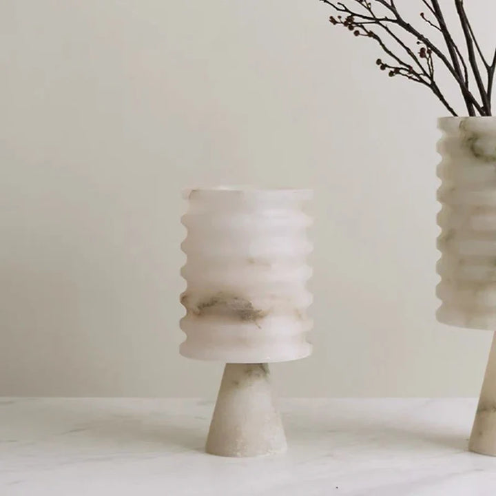 Vase à fleurs en onyx blanc Stornfield
