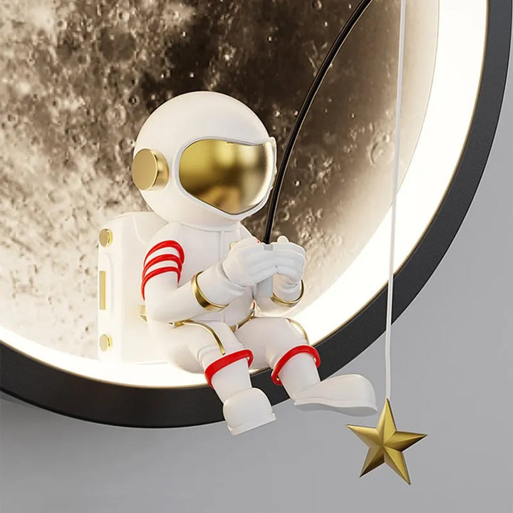 Stornfield | Astronaut on the Moon Wall Lamp