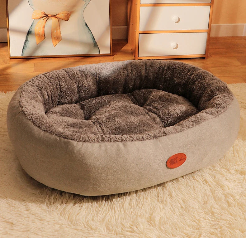 Stornfield Oval Plush Bed for Dogs & Cats