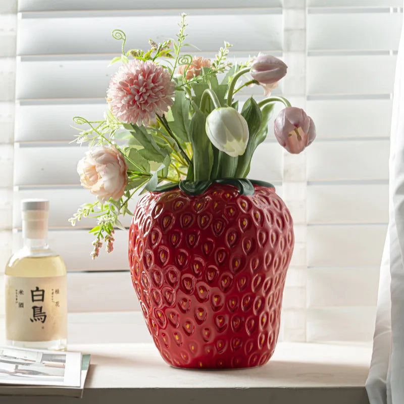 Stornfield | Ugly Strawberry Vase
