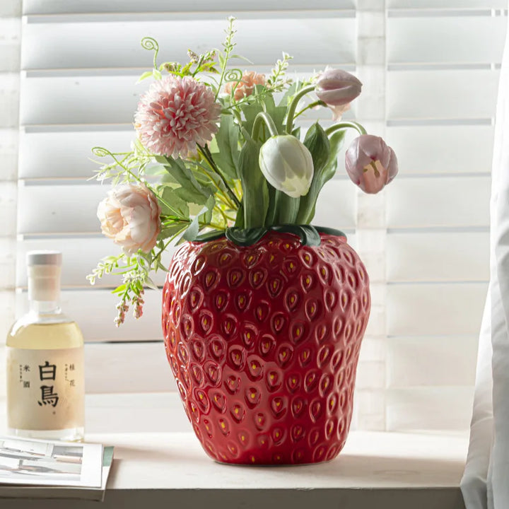 Stornfield | Ugly Strawberry Vase