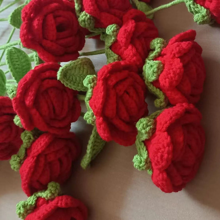 Bouquet of hand-knitted roses