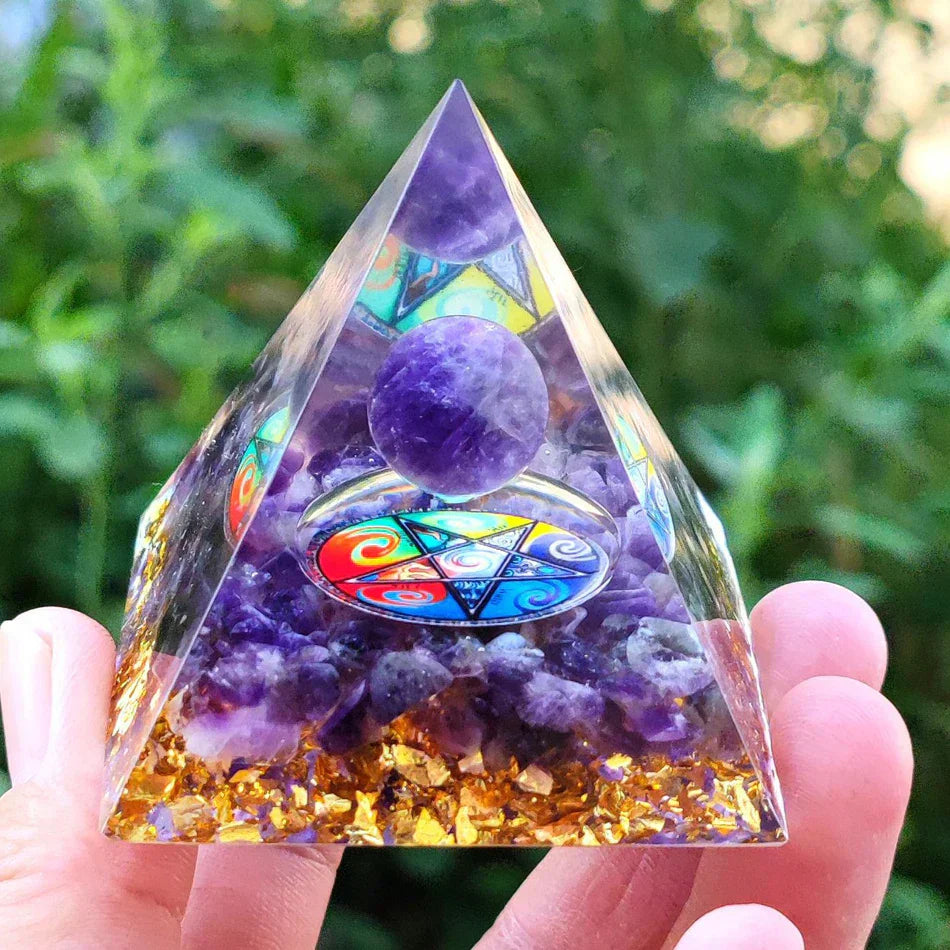 Orgonite Pyramid with Amethyst Pendulum – Energy, Protection and Decoration | Stornfield