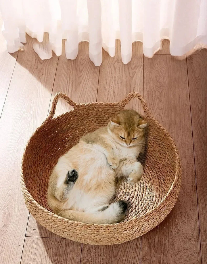 Rattan cat bed handwoven & washable Stornfield