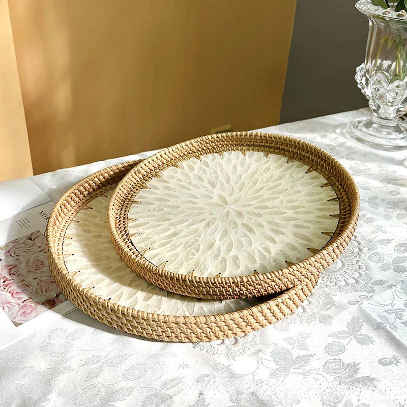 Stornfield | Lotus Leaf-Shaped Rattan and Shell Fruit Platter