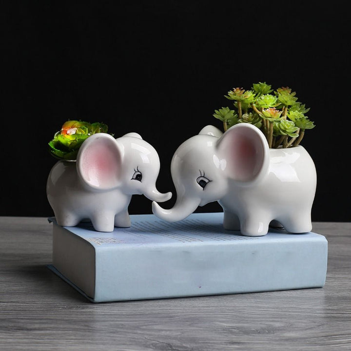 Bowls inspired by modern decorative elephants