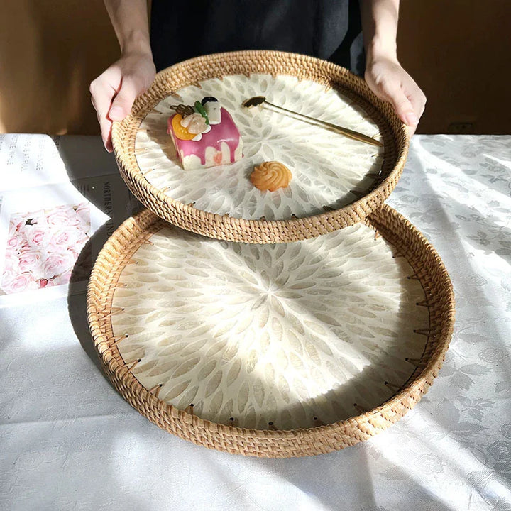 Stornfield | Lotus Leaf-Shaped Rattan and Shell Fruit Platter