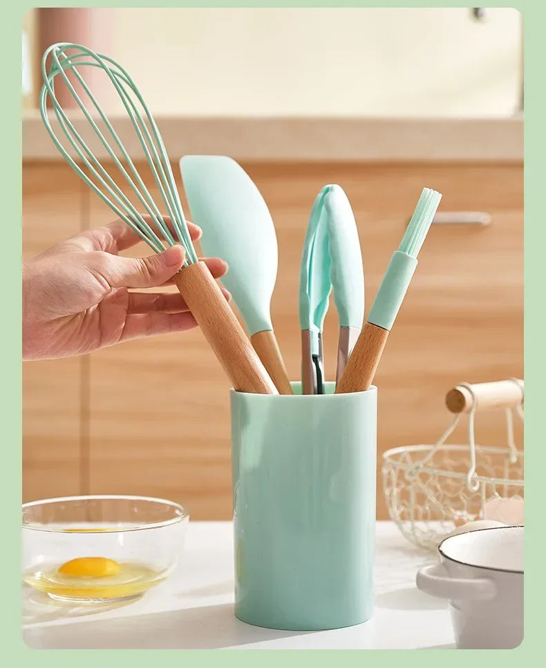 ChefEase – Stornfield 12-Piece Silicone Kitchen Utensil Set with Wooden Handles