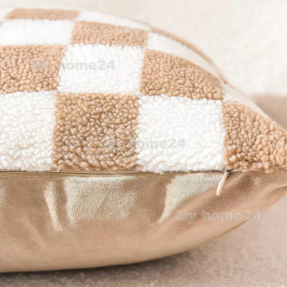 Stornfield | Checked Faux Fur Pillowcase