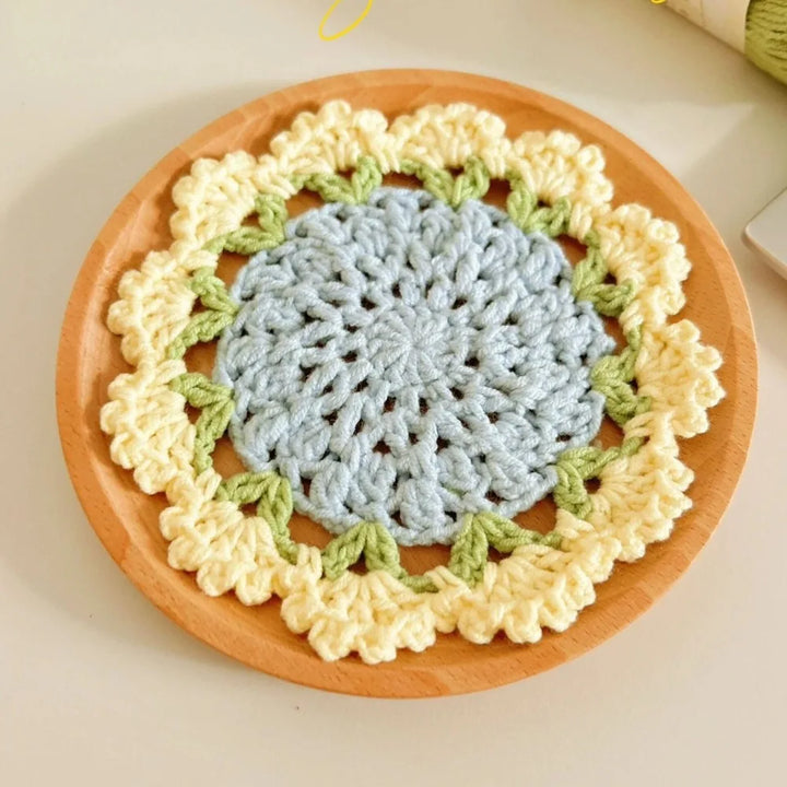 Handcrafted ConvertiStornfielde Yarn Rose Bouquet | Stornfield