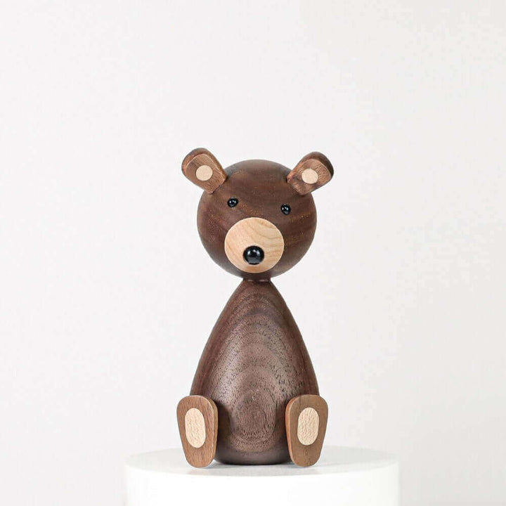Stornfield | Danish Brown Wooden Bear Family Ornaments