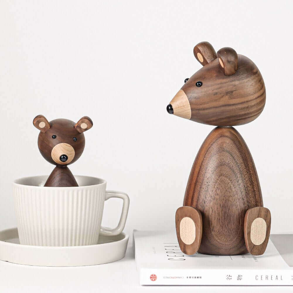 Stornfield | Danish Brown Wooden Bear Family Ornaments