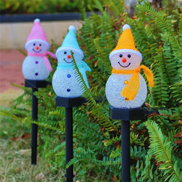 Solar-Powered Snowman Lamp - SolarSnow | Stornfield