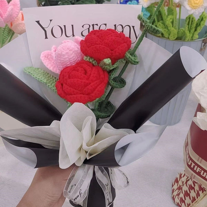 Bouquet of hand-knitted roses
