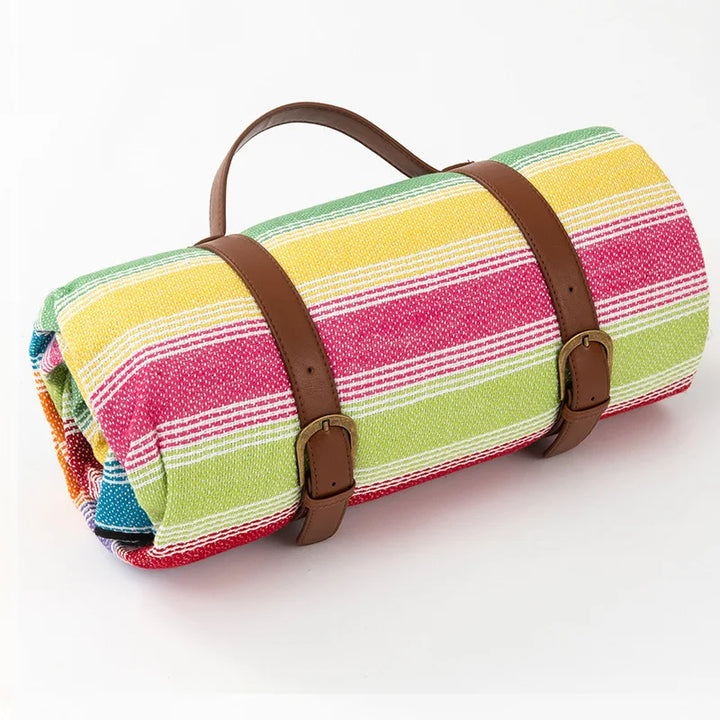 NovaPlaid | Waterproof foldaStornfielde picnic Stornfieldanket with carry strap | Stornfield
