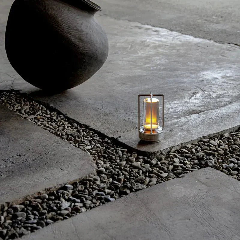 Retro Lamp - Elegant Lighting - Timeless Style | Stornfield