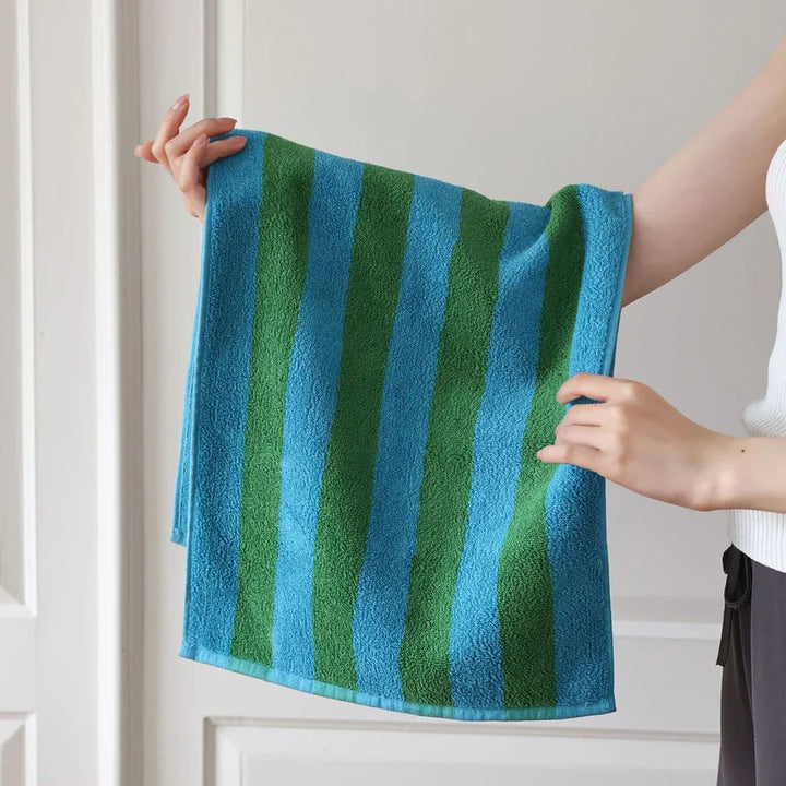 RetroStripe Luxe Cotton Towel – Striped Cotton Towel in Hotel Quality | Stornfield