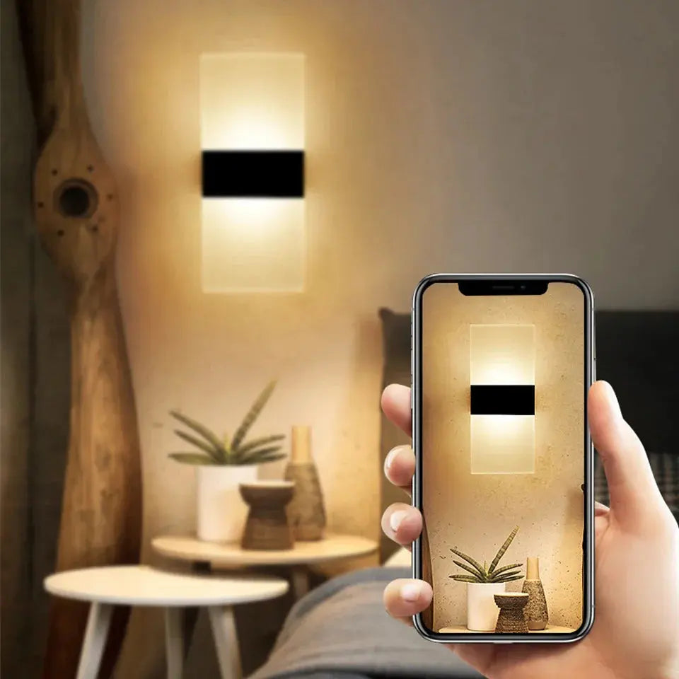 Stornfield | Éclatante - Lampe murale à panneau tactile rechargeable par USB