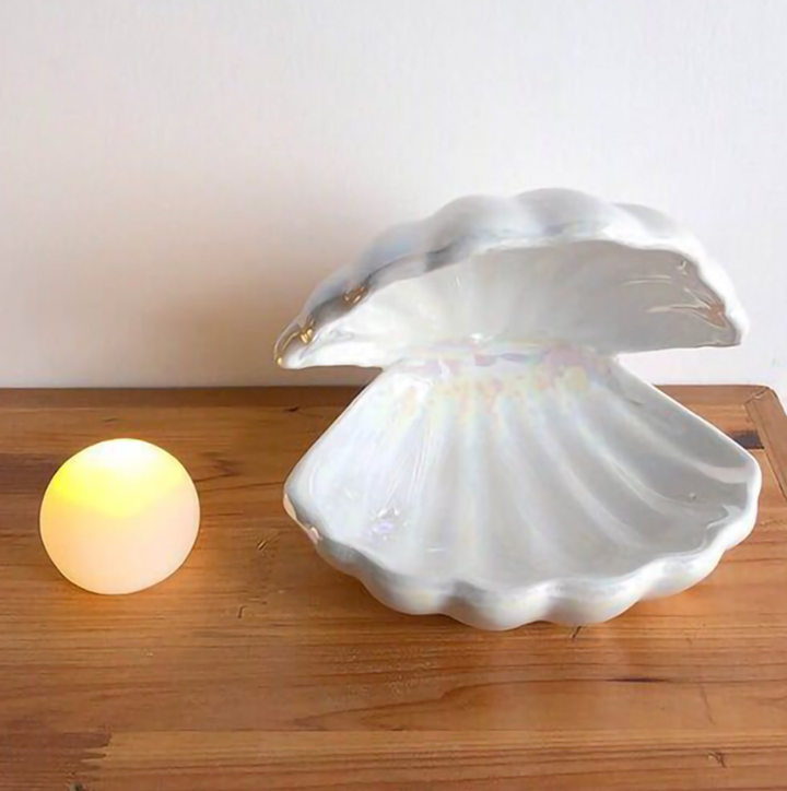Chelly Chic Shell Lamp | A magical lamp with a pearl | Stornfield
