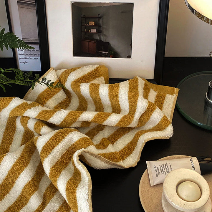 Striped and colorful checked towels | Stornfield
