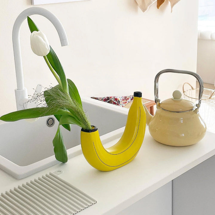 Banana Vase | Stornfield