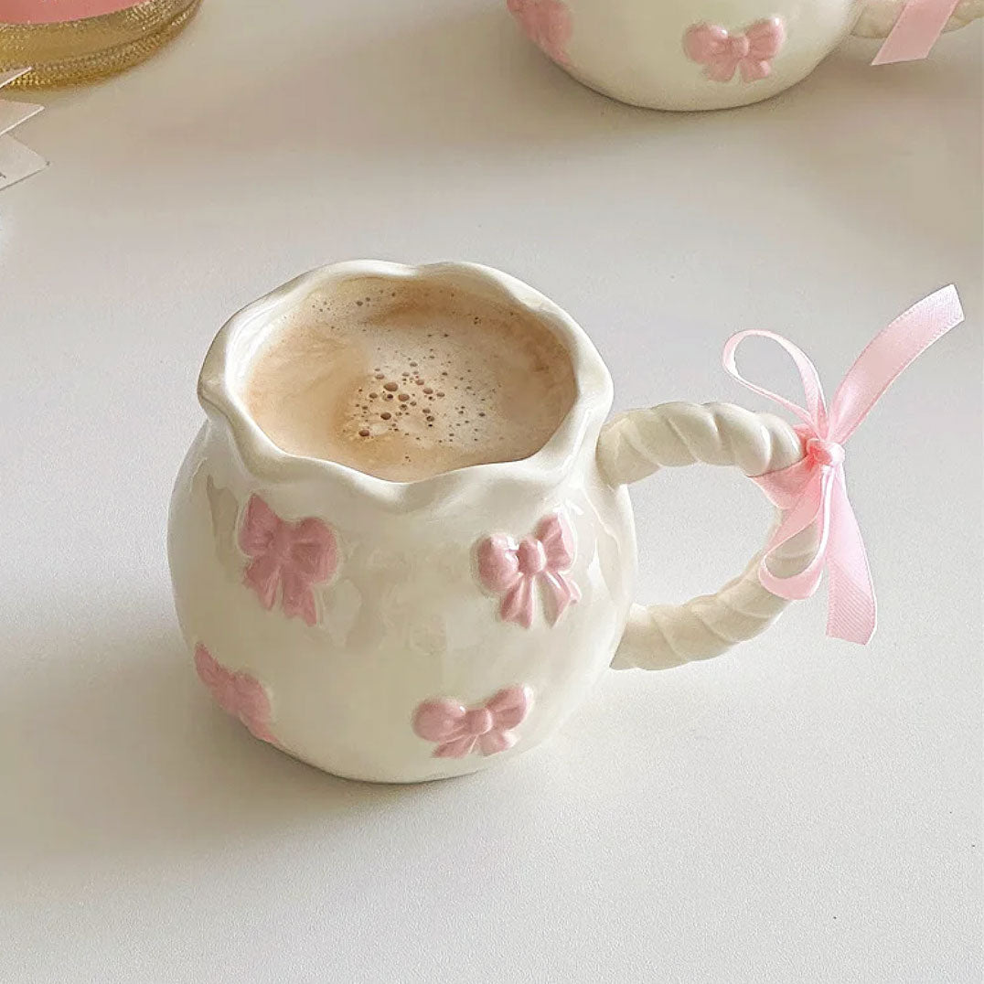 Band-embellished ceramic mug – Handmade elegance for coffee and tea lovers | Stornfield