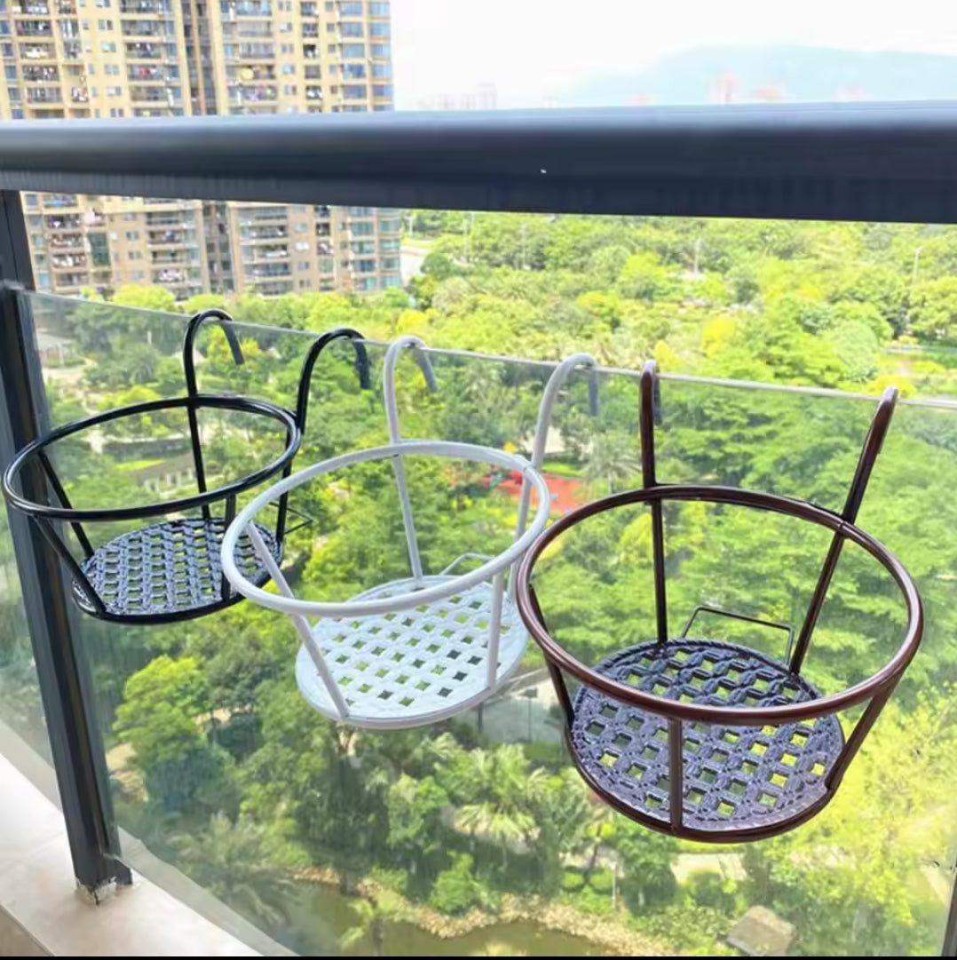 Stornfield | 3-piece Black Balcony Over-Rail Flower Pot Holder Nov
