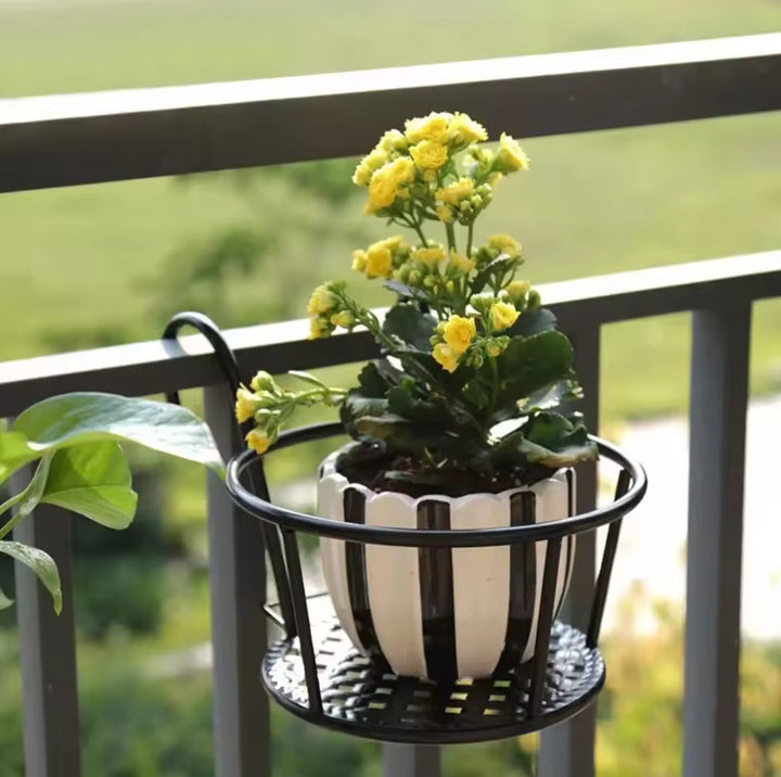 Stornfield | 3-piece Black Balcony Over-Rail Flower Pot Holder Nov