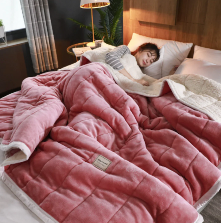 Ultimate three-layer blanket for cozy warmth | Stornfield