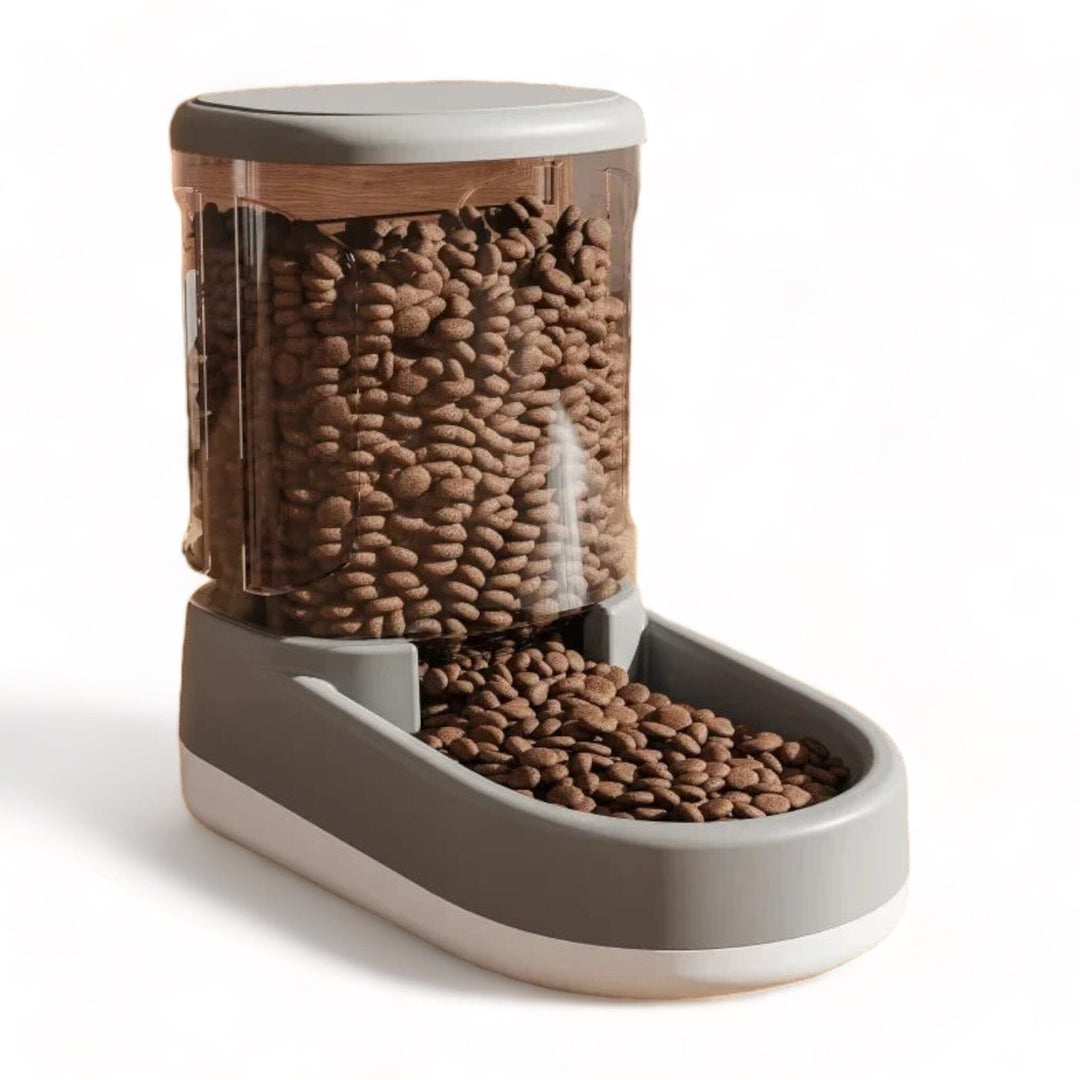 Stornfield Flow Feed Dispenser