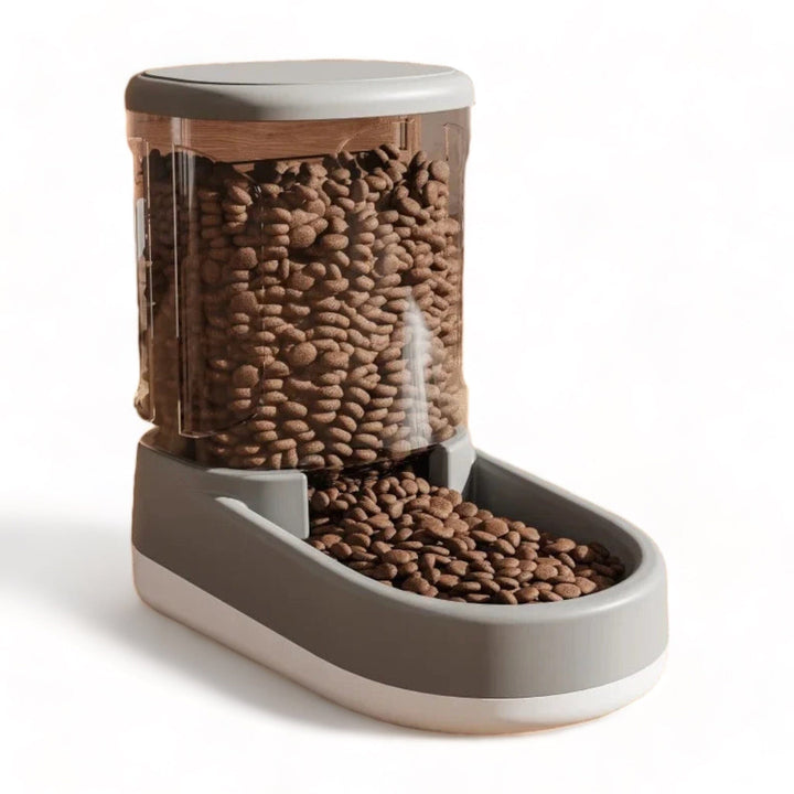 Stornfield Flow Feed Dispenser