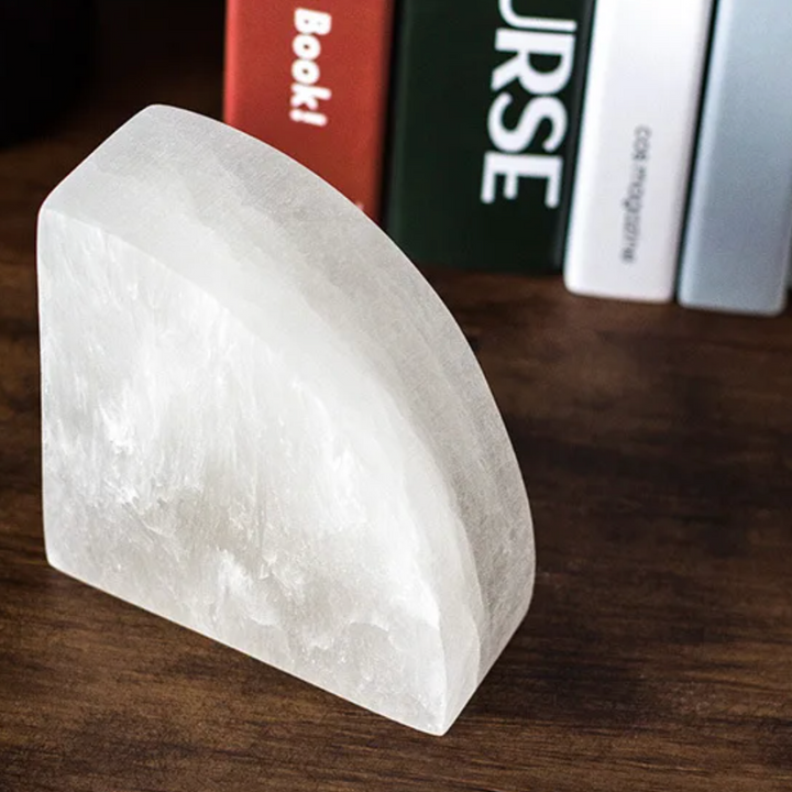 Stornfield | Onyxa White Onyx Bookend | Elegant Design | 1 piece | Luxurious Decor & Functionality