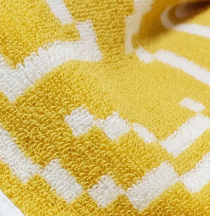 Reversible printed cotton animal towel | Stornfield