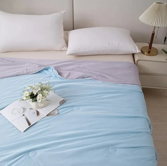 Cooling Blanket for Hot Sleepers, Moisture-Wicking and Breathable Fabric | Stornfield