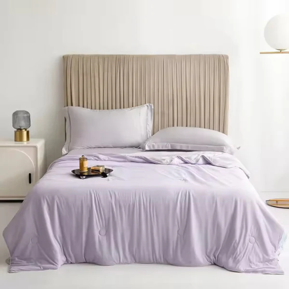 Cooling Blanket for Hot Sleepers, Moisture-Wicking and Breathable Fabric | Stornfield
