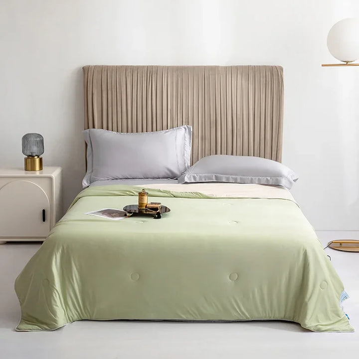 ChillLux Cooling Blanket | Double-sided cooling for warm nights | Stornfield