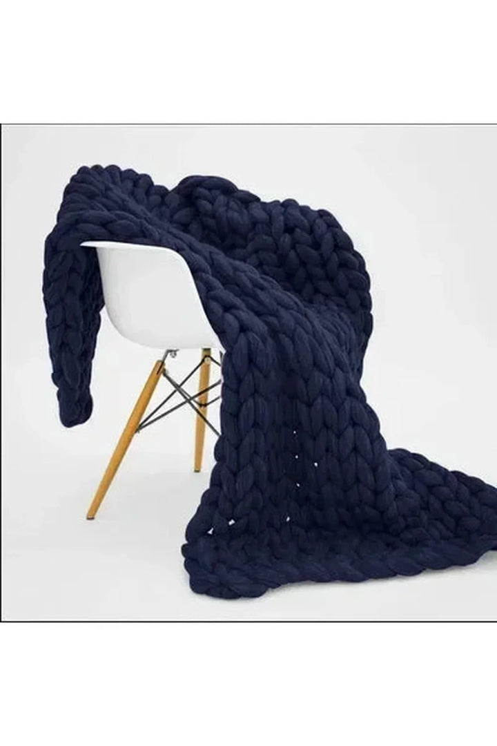 Stornfield | Thick Knitted and Cozy Blanket