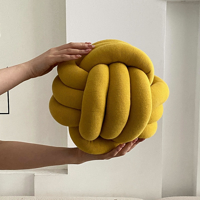 Stornfield | Knot Cushion