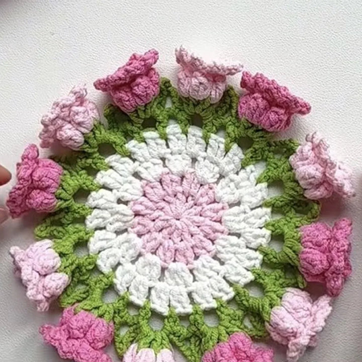 Handcrafted ConvertiStornfielde Yarn Rose Bouquet | Stornfield