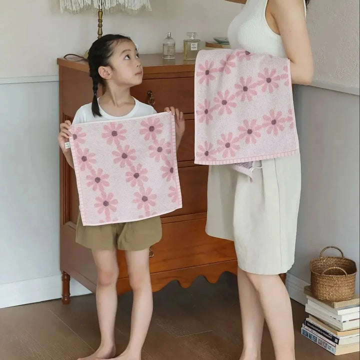 Daisy Towel | Stornfield