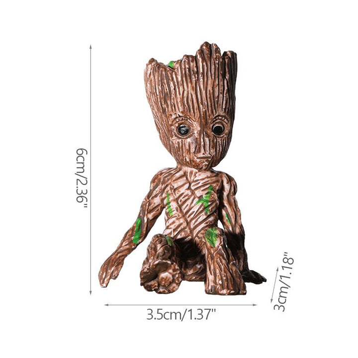 Stornfield | Large Cartoon Miniature Figurine: Playful Desk Decoration